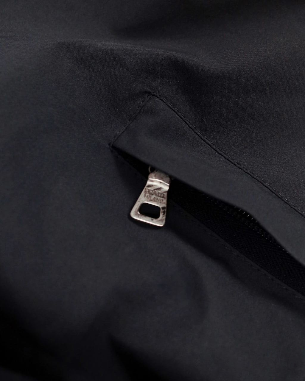 GORE-TEX JACKET